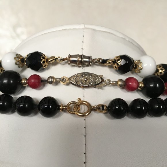 Vintage Black Bead Necklaces - Set of 3 - MINT - Picture 11 of 11